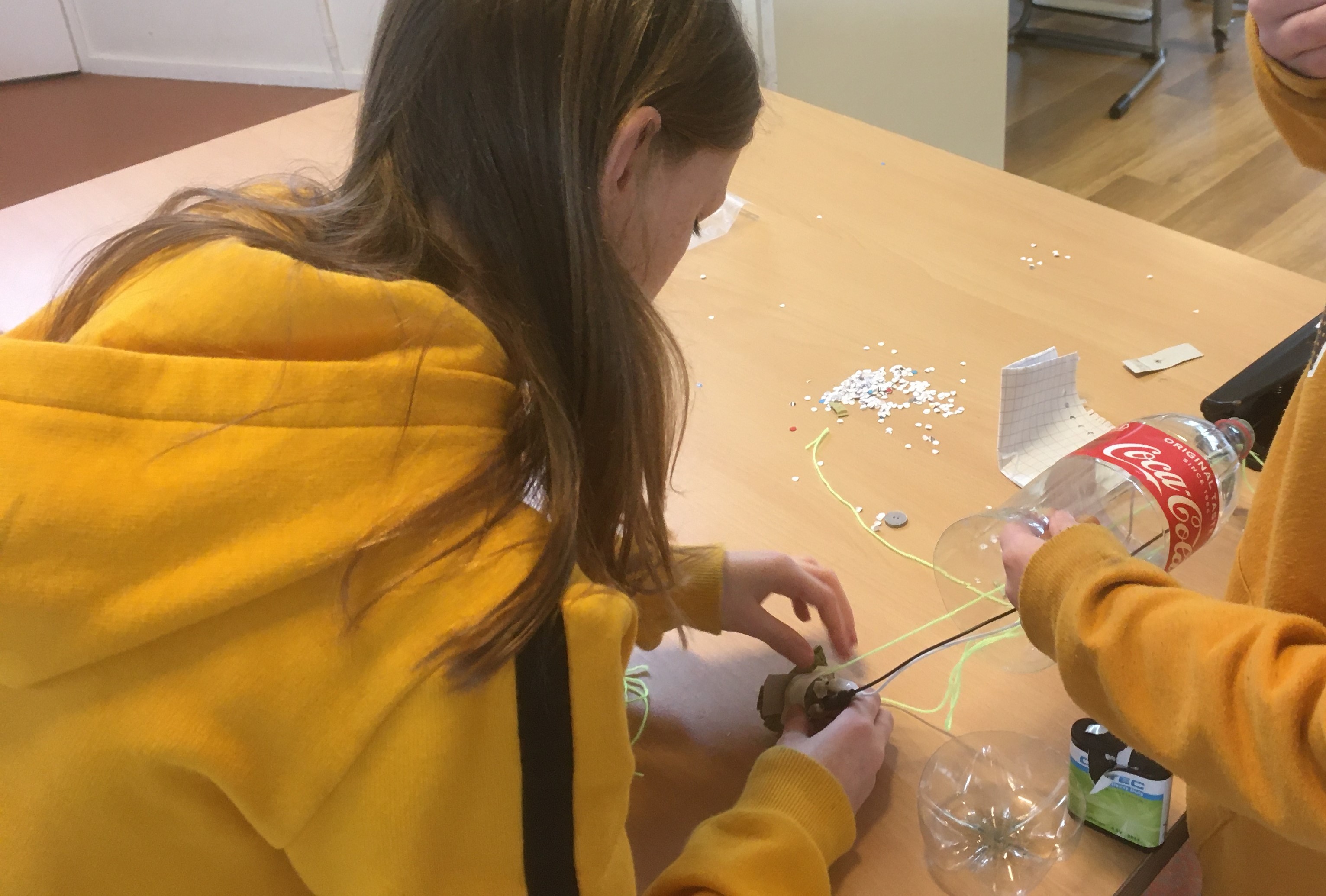 Stofzuiger gemaakt van een petfles